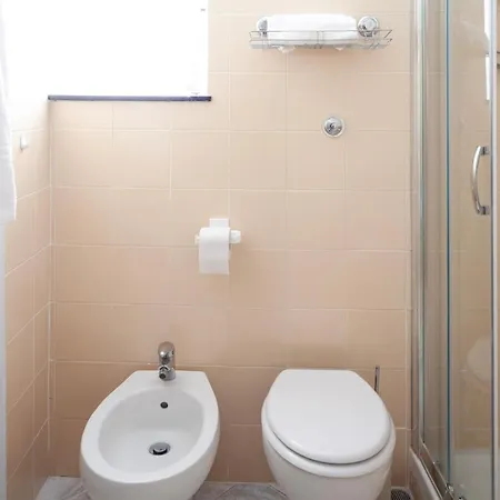 Clarissa House Apartment