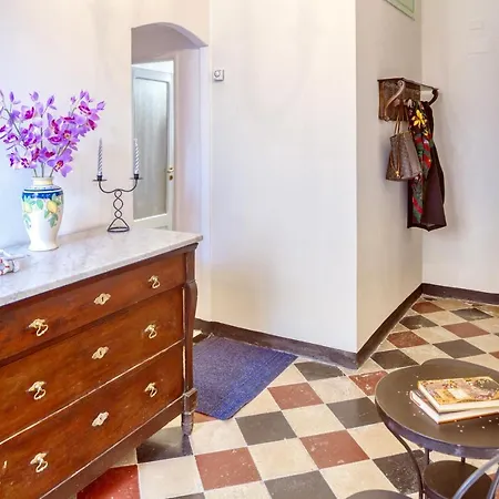 Апартаменты Clarissa House