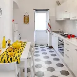 Clarissa House Apartmán