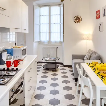 Apartment Clarissa House *