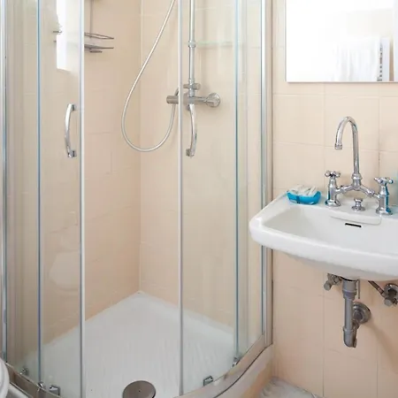 Apartment Clarissa House *