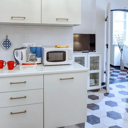 Clarissa House * 레반토